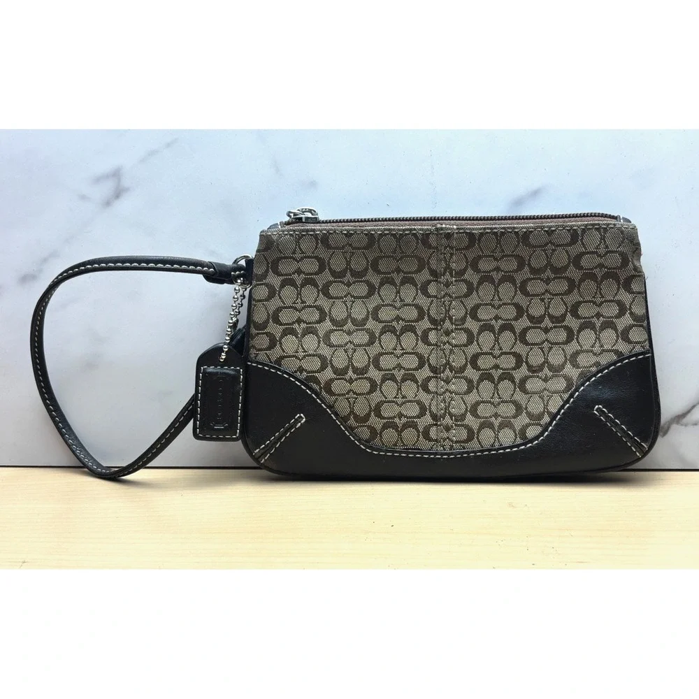 Coach Vintage 6319 Mini Signature Skinny Wristlet Khaki Brown Leather Canvas Y2K